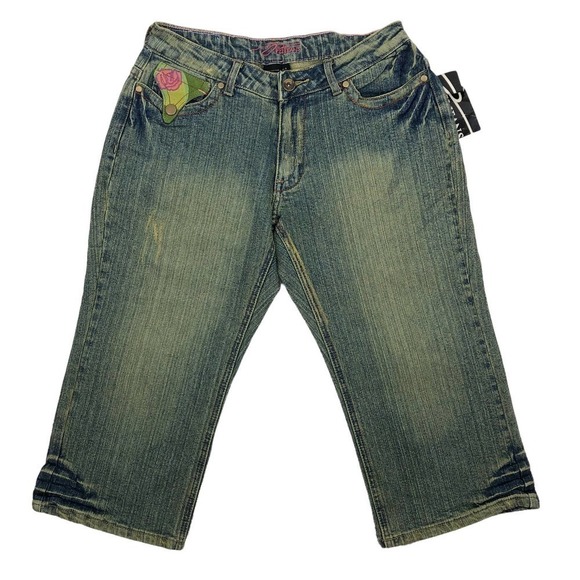 PZI Jeans Womens Bermuda Shorts Size 4 Rose Embroidered Distressed Wash Low Rise - Picture 1 of 8